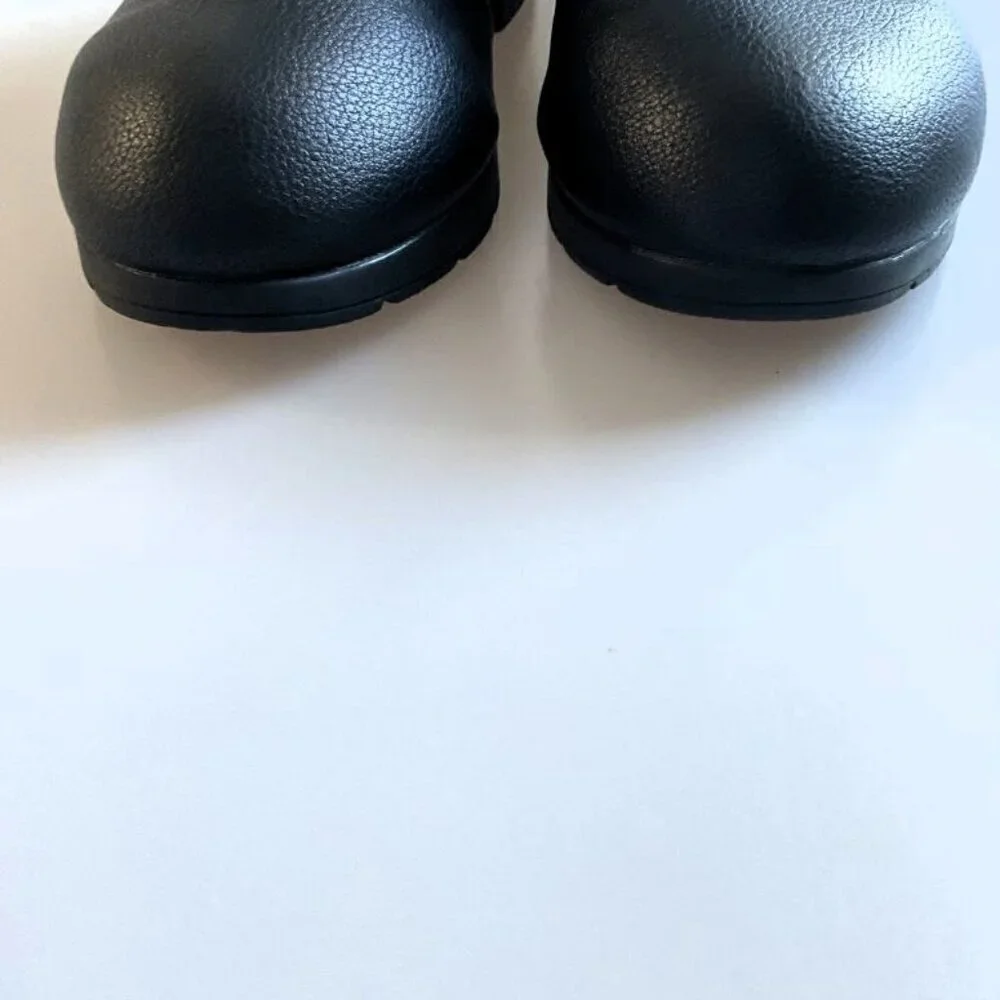 LIKE NEW ANKLE FASHION BOOT GIRLS